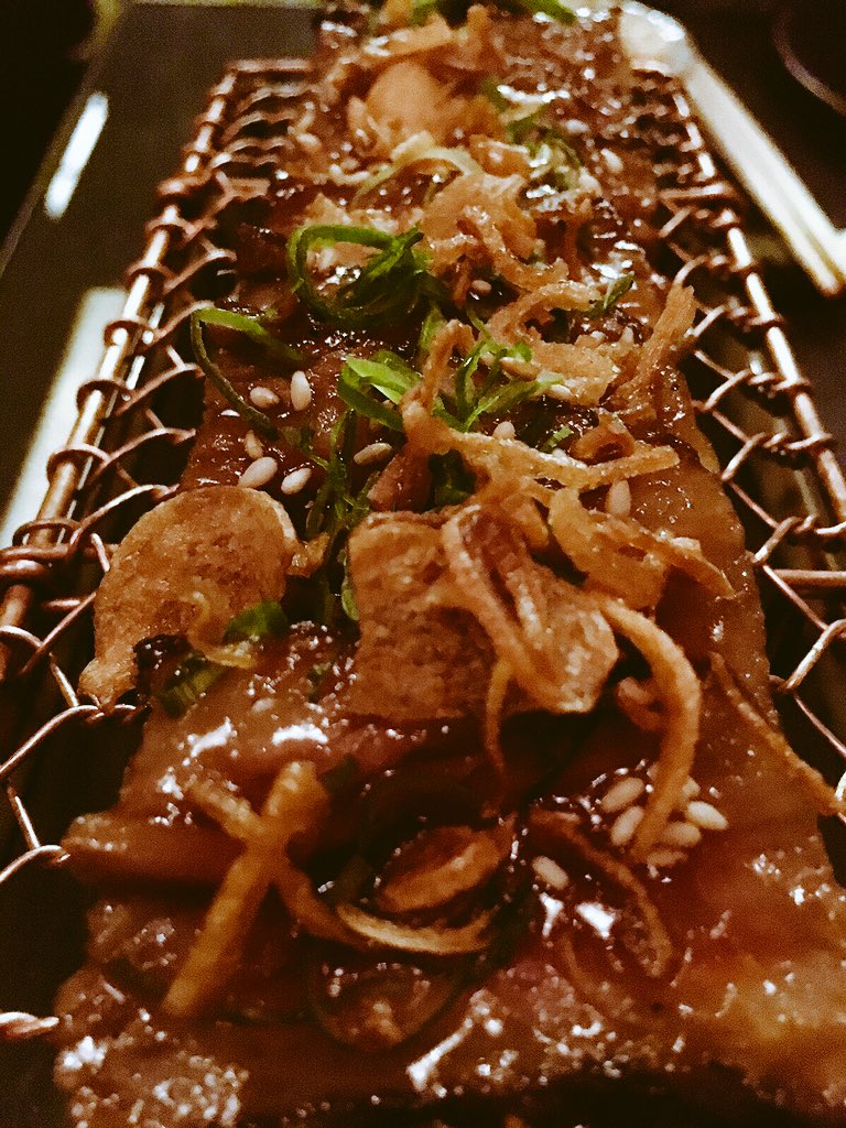 #MicroCriticaCapel #Taiko Monumental <a href="/svc1209/">Schilo van Coevorden</a> (ex <a href="/FINCACORTESIN/">FINCA CORTESIN</a> Málaga) con su cocina asiática interpretada P8,5