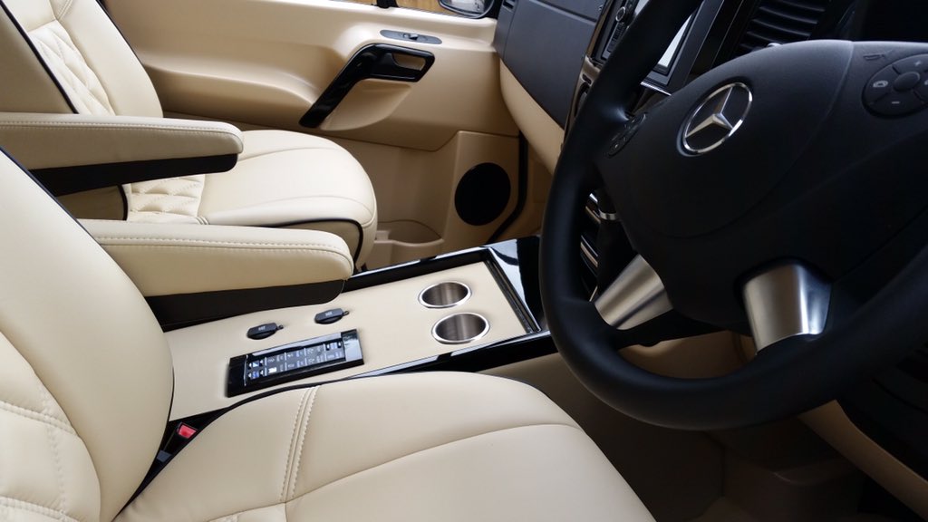 LSBandandCrew's tweet image. Business Class the Lonestar Way