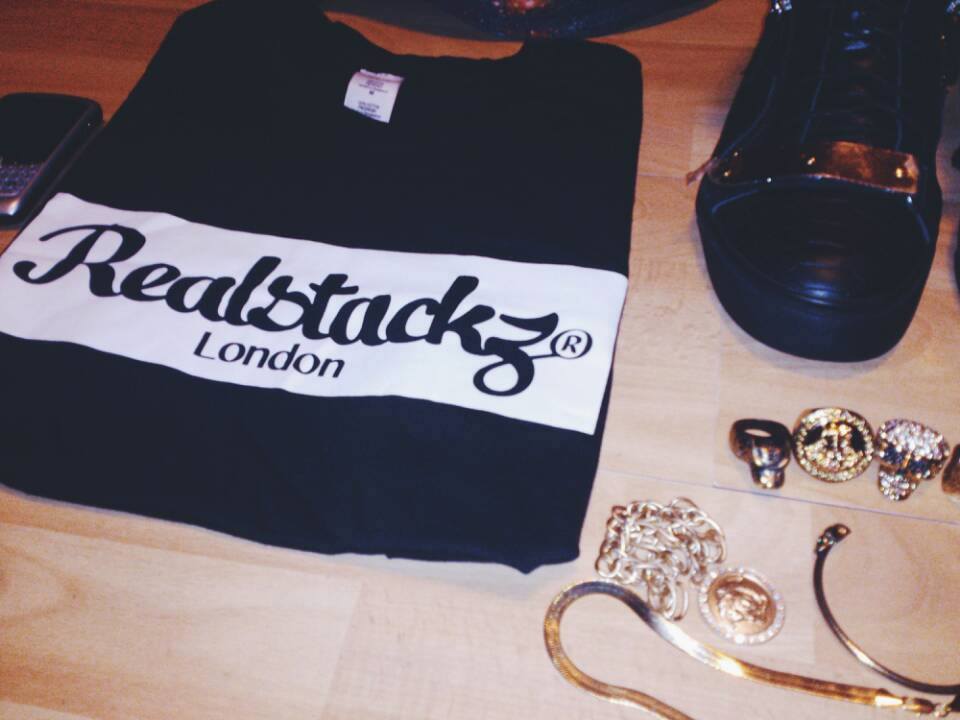 Kwamansa's tweet image. Your network is your net-worth. #Realstackz #realsuccess - @Realstackz