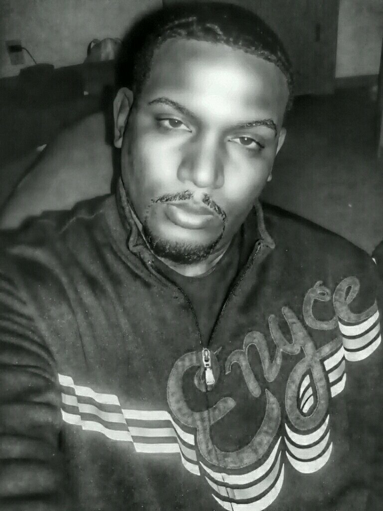 slicnic27's tweet photo. SlicNic @gmail.com https://t.co/16gFCC964S