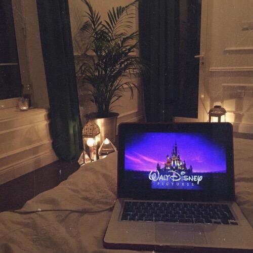 Everyone is at parties right now, and i'm just like: