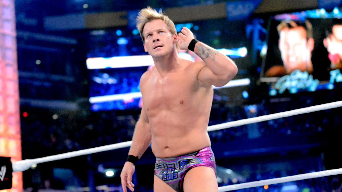 FanaticosdeWWE's tweet photo. Chris Jericho se encuentra en el Backstage de #RAW! ¿Hara su regreso?... https://t.co/ouocQNNBvj