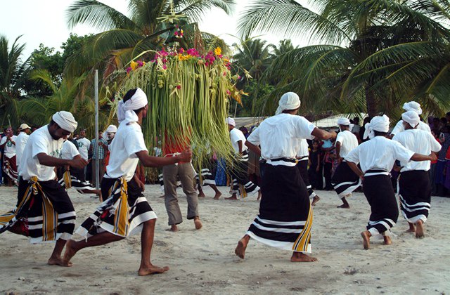 мальдивы население. мальдивы население. жители мальдивских островов. мальдивы население. жители мальдив.
