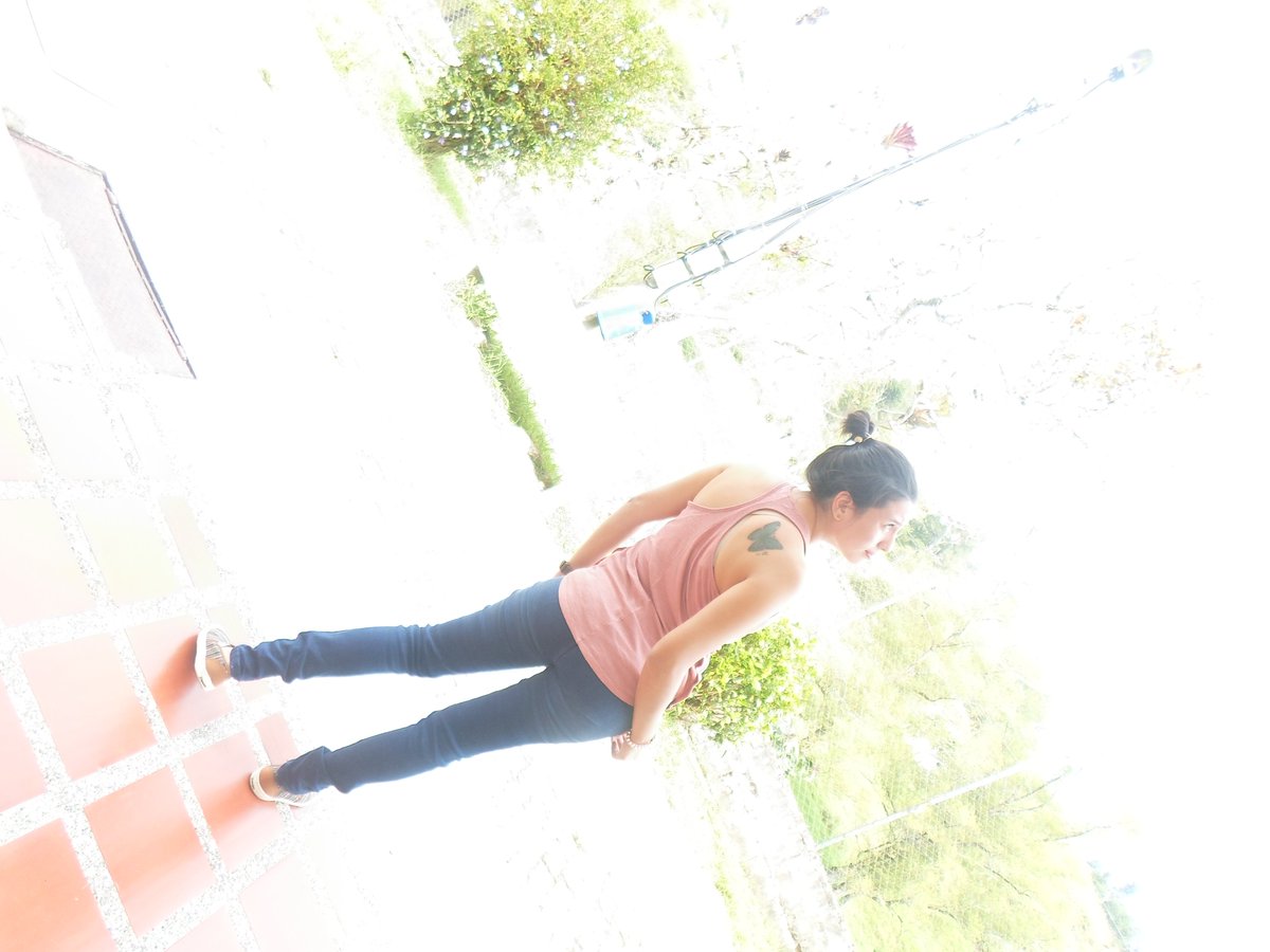 Ana_Munera27's tweet photo. #Solofelicidad :) Amando la vida https://t.co/aoup4cqD78