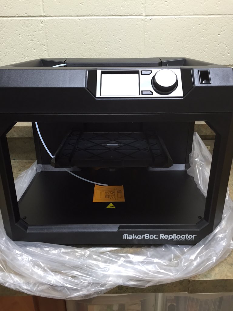 mrsjohnsonnbct's tweet photo. 3D printers! Good way to come back from break! Thanks #SSEF #sanditescience https://t.co/vNlJBCo9Zg