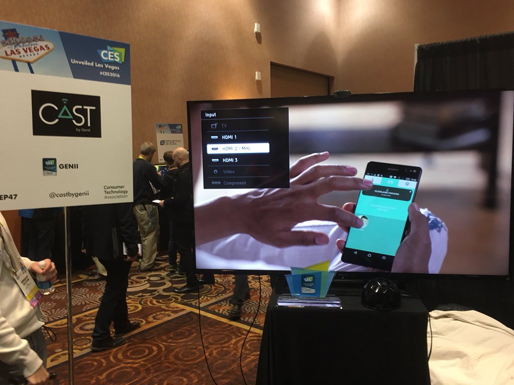 satellifax's tweet photo. #CES2016 @castbygenii application freemium qui permet de partager avec famille & amis ce qu'on regarde et commenter https://t.co/MTKdYM22lK