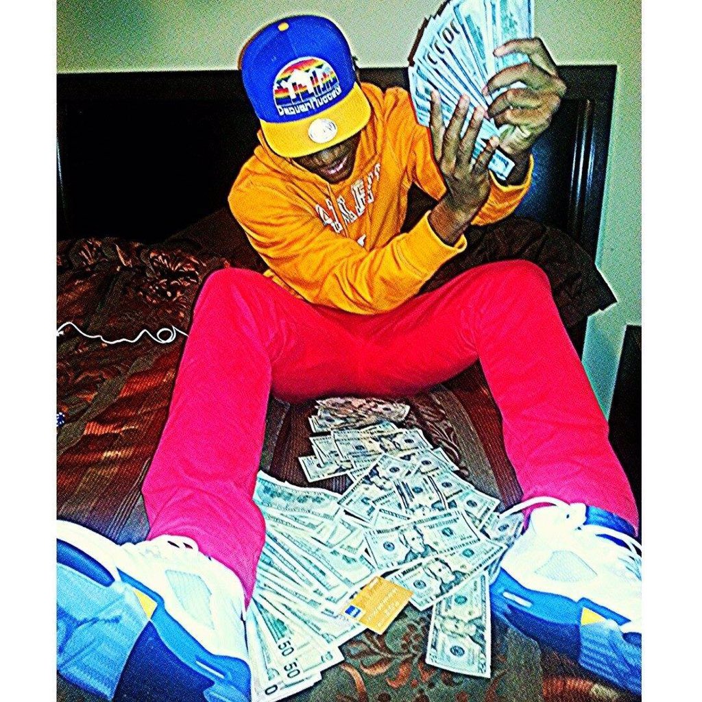 MjayDaGr8's tweet image. Throwback 5 bands strong I was a kid #DaGr8