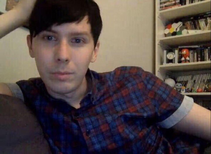 ytthreads's tweet image. YOUTUBE TRIVIA! who invented the photobooth challenge?