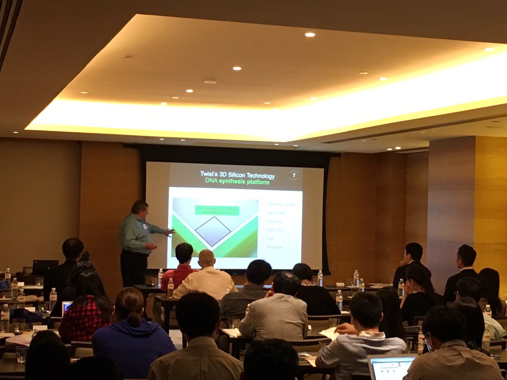 GABLTNYC's tweet photo. Great talk from Garry Merry, Twist Bioscience, DNA synthesis is only getting better! bravo!!! ICBE2016 https://t.co/mpHliyf2Kg
