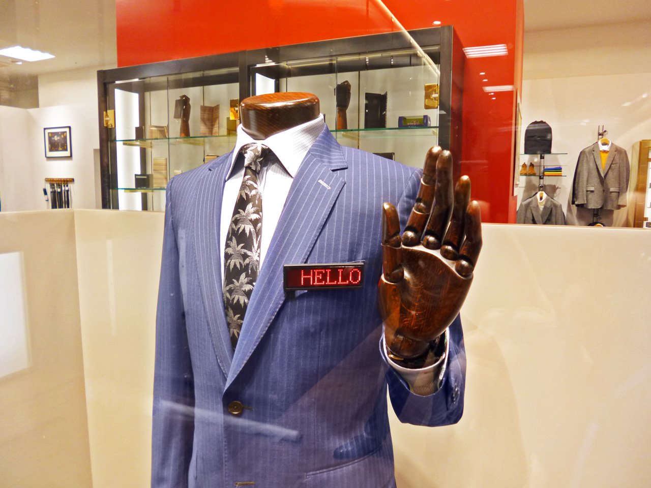 Paul Smith Japan A Twitter 大丸心斎橋店のポール スミスメンズショップは 12月27日に北館10fに移設リニューアルオープンしました オープン記念のスーツやドレスシャツの限定モデルもご用意していますので 春夏の新作アイテムとともにぜひこの Paul Smith Japan A Twitter 大丸心斎橋店のポール スミスメンズショップは 12月27日に北館10fに移設リニューアルオープンしました オープン記念のスーツやドレスシャツの限定モデルもご用意していますので 春夏の新作アイテムとともにぜひこの