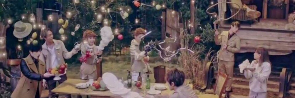 Aaa44846439Aaa's tweet image. AAAの人気の範囲〜
#1RT→誰？
#10RT→あれね、あのー、
#50RT→AAAだろ？
#100RT→歌もダンスも上手いAAA
#200RT→神な美男美女のグループ
#500RT→天才、もー神