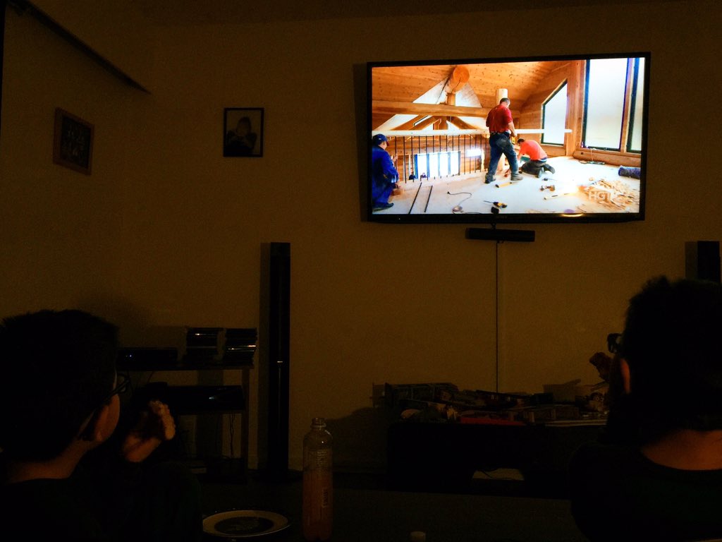 gailene77's tweet photo. My twin boys watching some @TimberKings  😎 https://t.co/1l4e1NwCsC