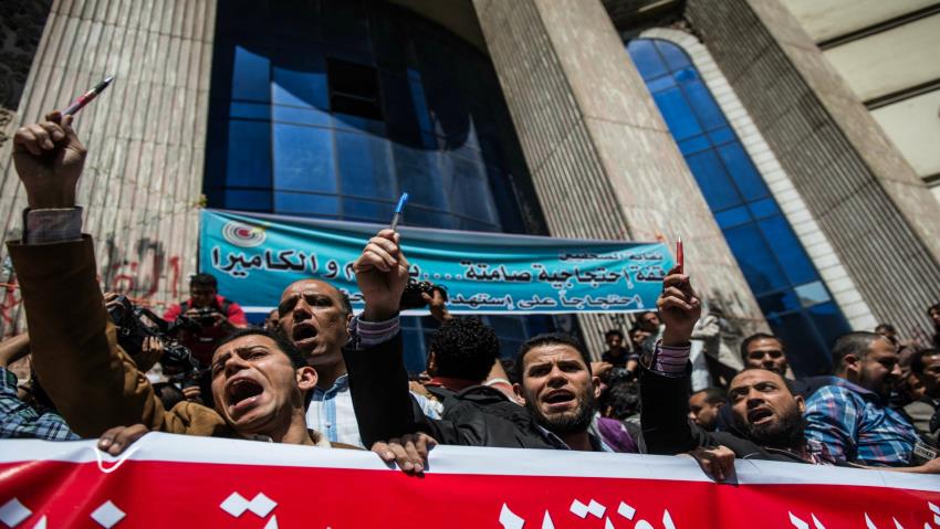 The_NewArab's tweet photo. Ban, block, battle: #Egypt's war with the truth https://t.co/JZ0klXadEO by @cairo67unedited https://t.co/1MIA4zvntb