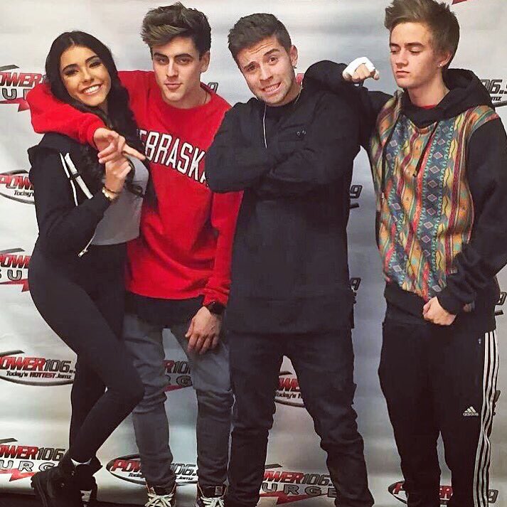 jackjpriv's tweet photo. Madison Jack G Jake Miller and I @madiellebeer14  @privjackg14 https://t.co/JaRMQVP2mW