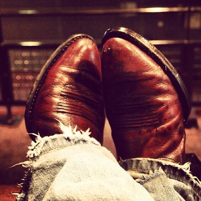 "I have spread my dreams under your feet;
Tread softly because you tread on my dreams." #oldsole #Yeats