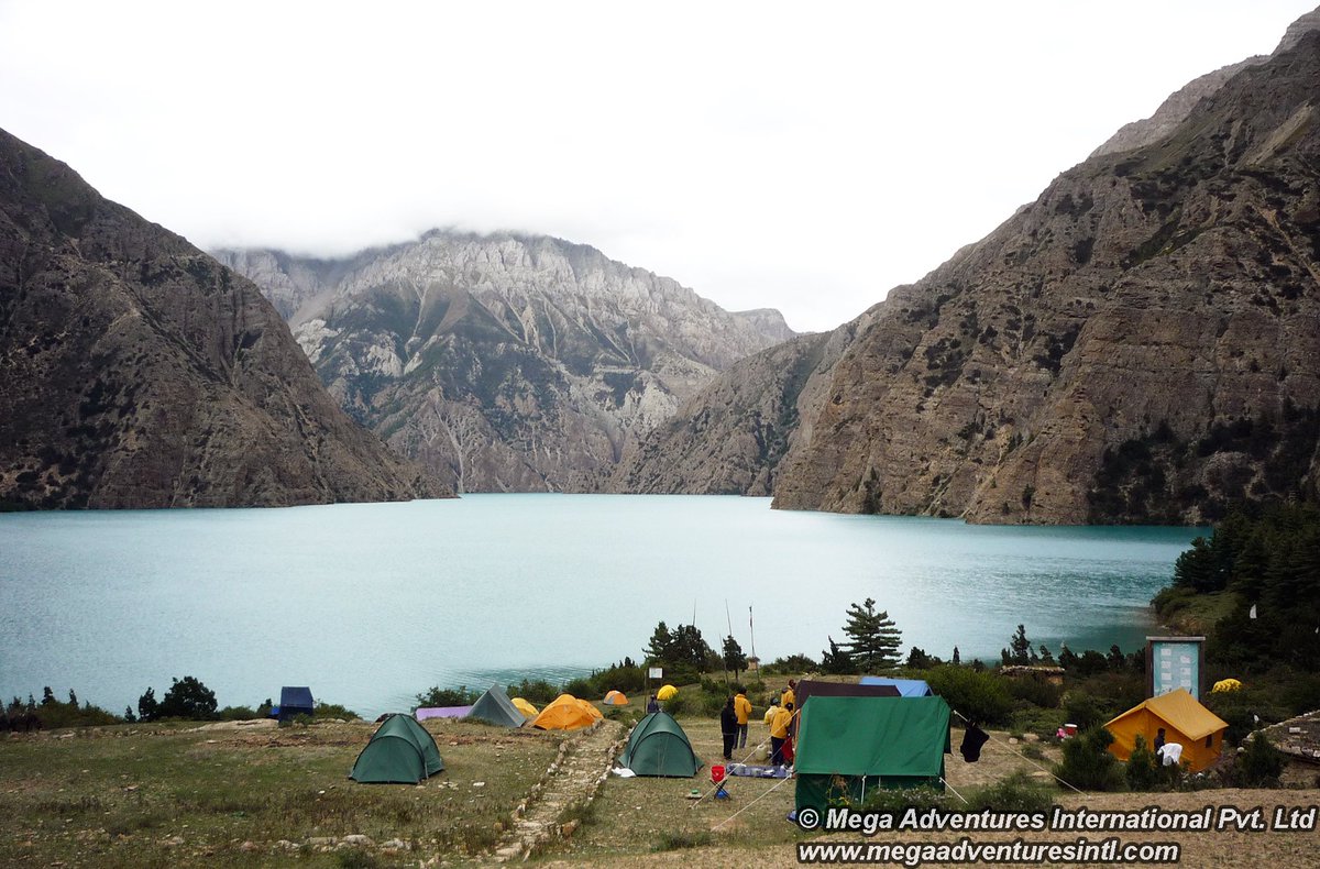 MegaAdventures's tweet photo. Classic style of Camping trekking in Nepal with #MegaAdventures #CampingTrek #Nepal, https://t.co/FZP9SdpURc https://t.co/o37uMtkeUl