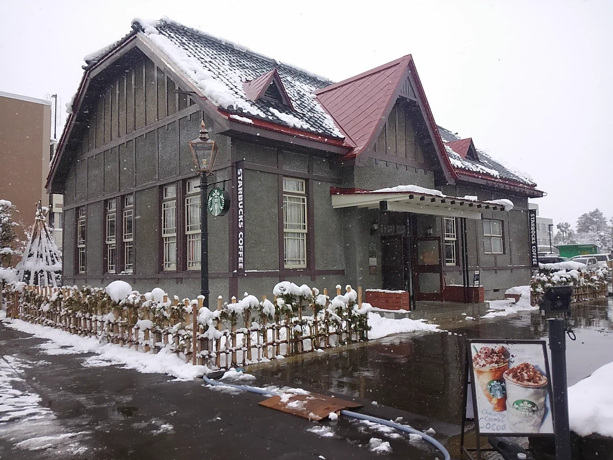 【大正浪漫・雪景色】弘前スタバがマジで美しすぎる…