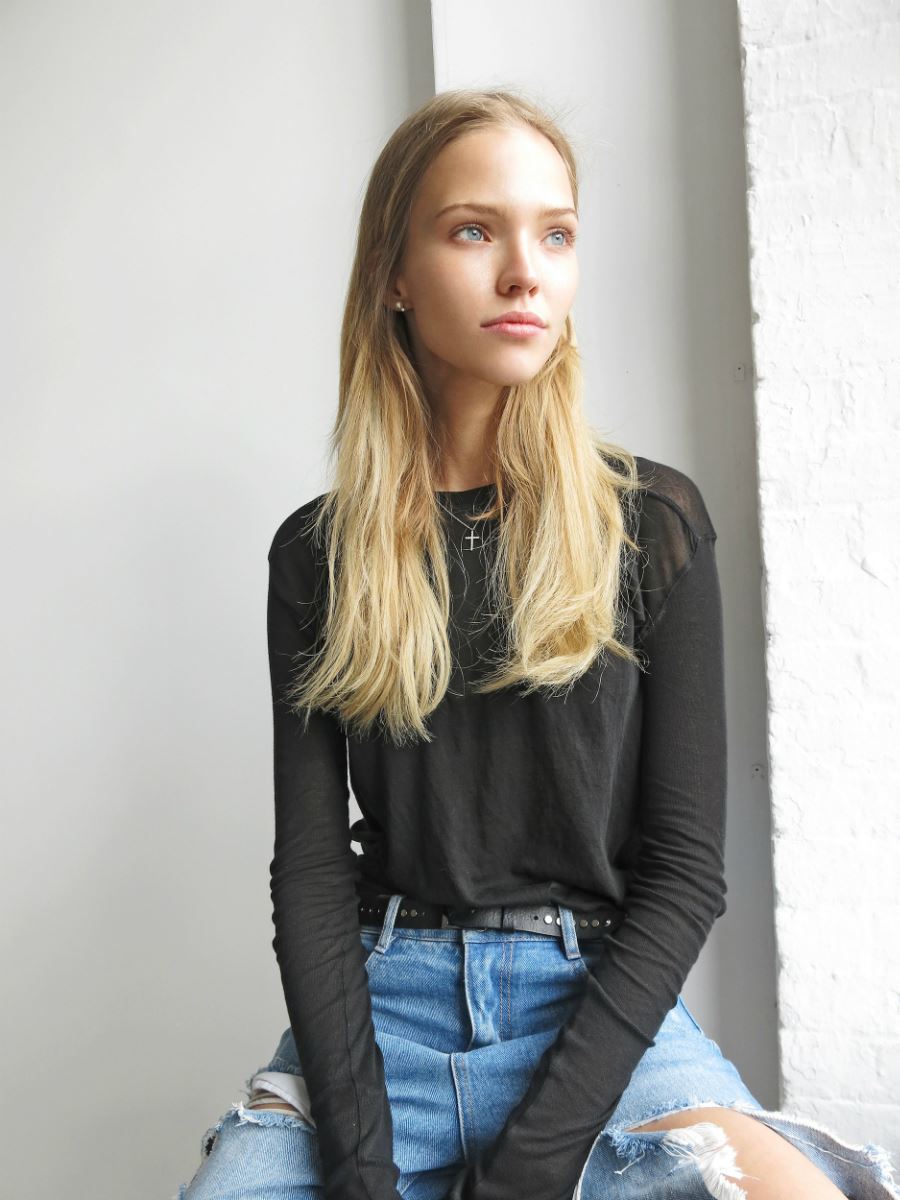 themodelspics's tweet photo. Sasha Luss - New Polaroids Fall/Winter 2015 @women management. https://t.co/61gvI5RIfE