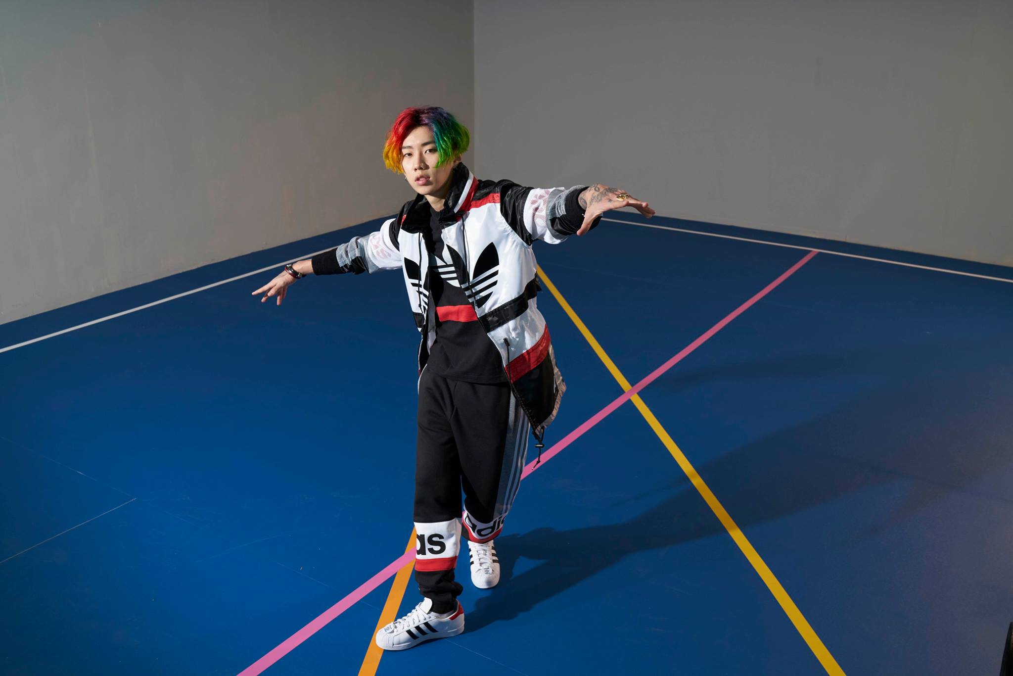 CX8D9mOU0AE85mD.jpg:large