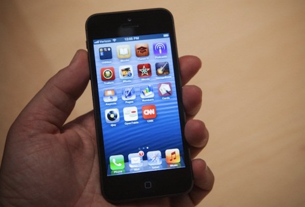 CellUnlock tweet media