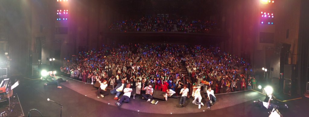 c_o_friends's tweet photo. COFVol.4冬の陣ファイナル昼の部終演いたしました！COFとして年始1発目でもある公演は一緒に盛り上がっていただいた皆さまのおかげでラストに繋がるとても素敵なものとなりました！このまま夜の部もよろしくお願いします！#c_o_f https://t.co/C0QS65OdMW