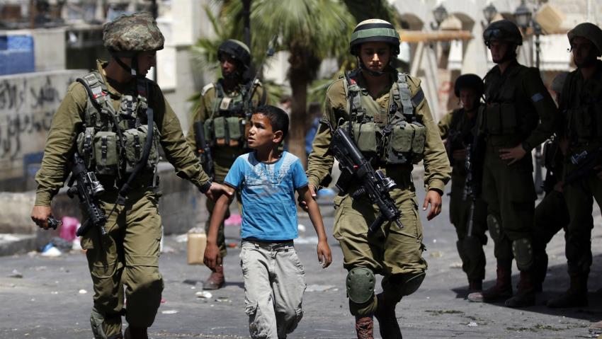 The_NewArab's tweet photo. Almost 6,000 #Palestinian children arrested by #Israeli army in the last five years https://t.co/UX0g7fPYjX https://t.co/MEqorGyl4Z