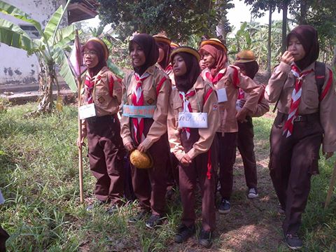 compast_2's tweet photo. Wide game ceria with anggota @Pramuka_mtsc2 #COMPAST_ADT @kwarnas @DK_Nasional @dkr_setu @AdhyDault @pramuka_online https://t.co/bW5JdMhKgK
