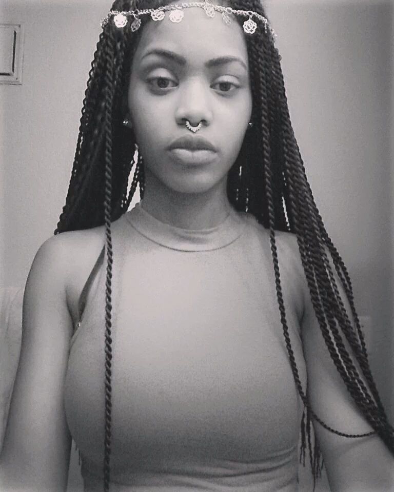 beyonGorgeous_'s tweet photo. #Pauseee !!! https://t.co/IOjQ1QZmUZ