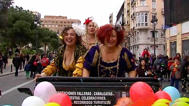 Es innegable, la cabalgata republicana del 37 fue bastante más siniestra que la de ayer.