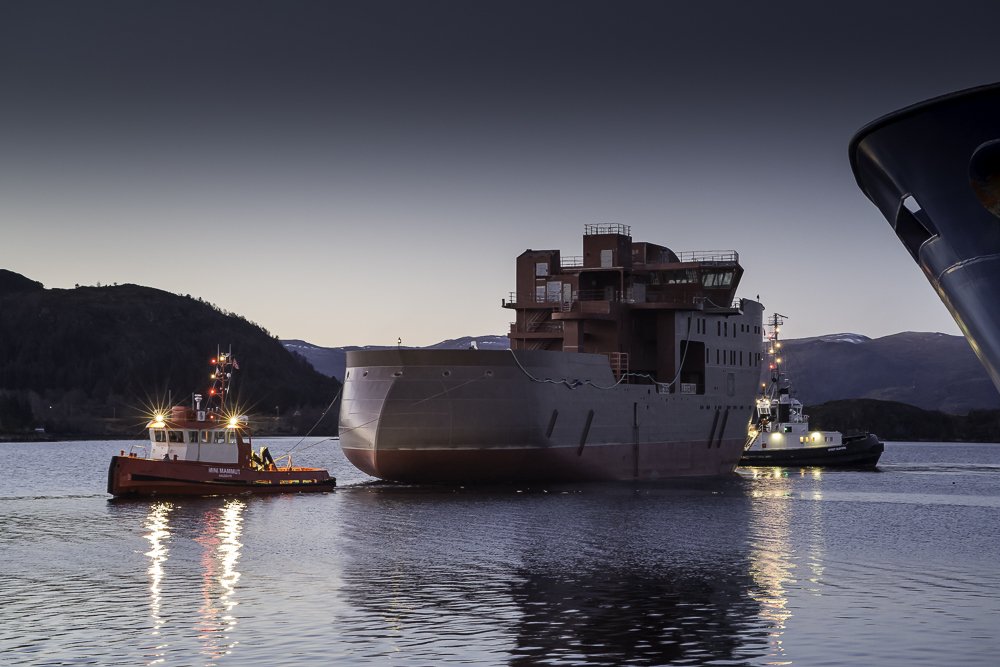 Outfitting of first SOV for Bernhard Schulte Offshore/WINDEA started in Ulsteinvik - bs-offshore.com/outfitting-of-…