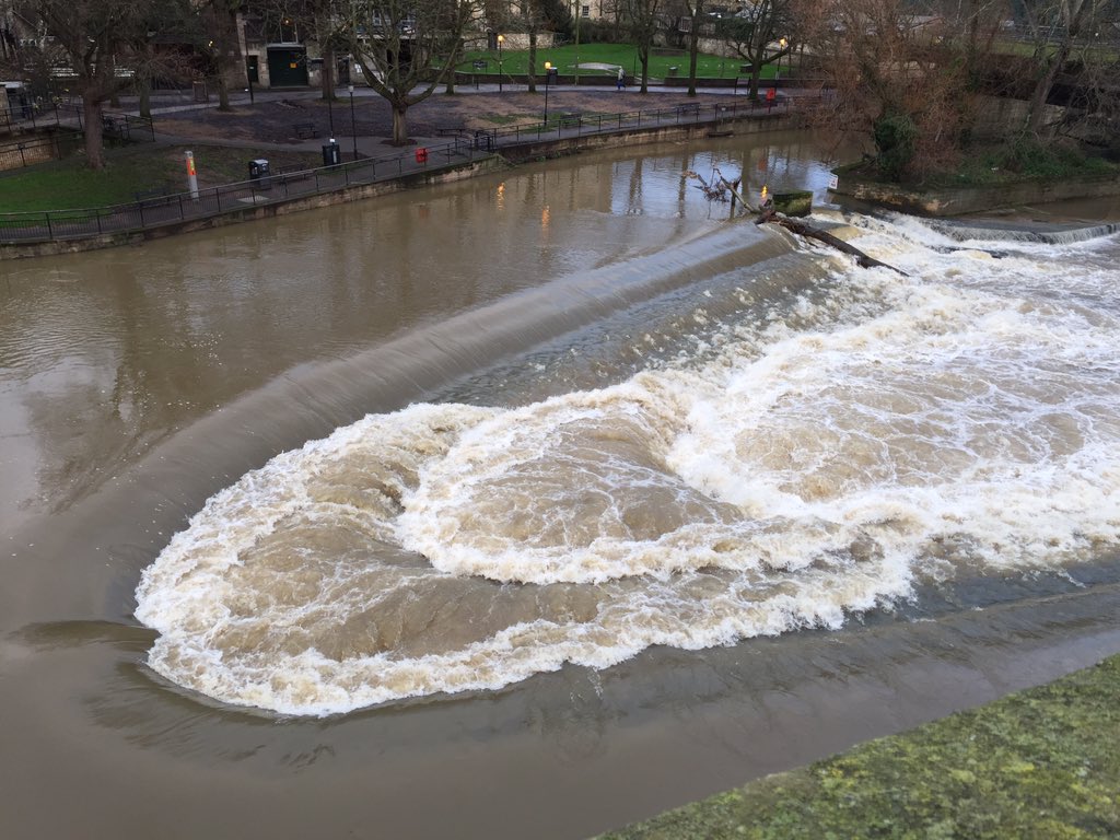 PhilippaSevigny's tweet photo. River very high with trees after all that rain even if no flooding thankfully @WeLoveBath @richardwyatt https://t.co/hy9tOSkHRG