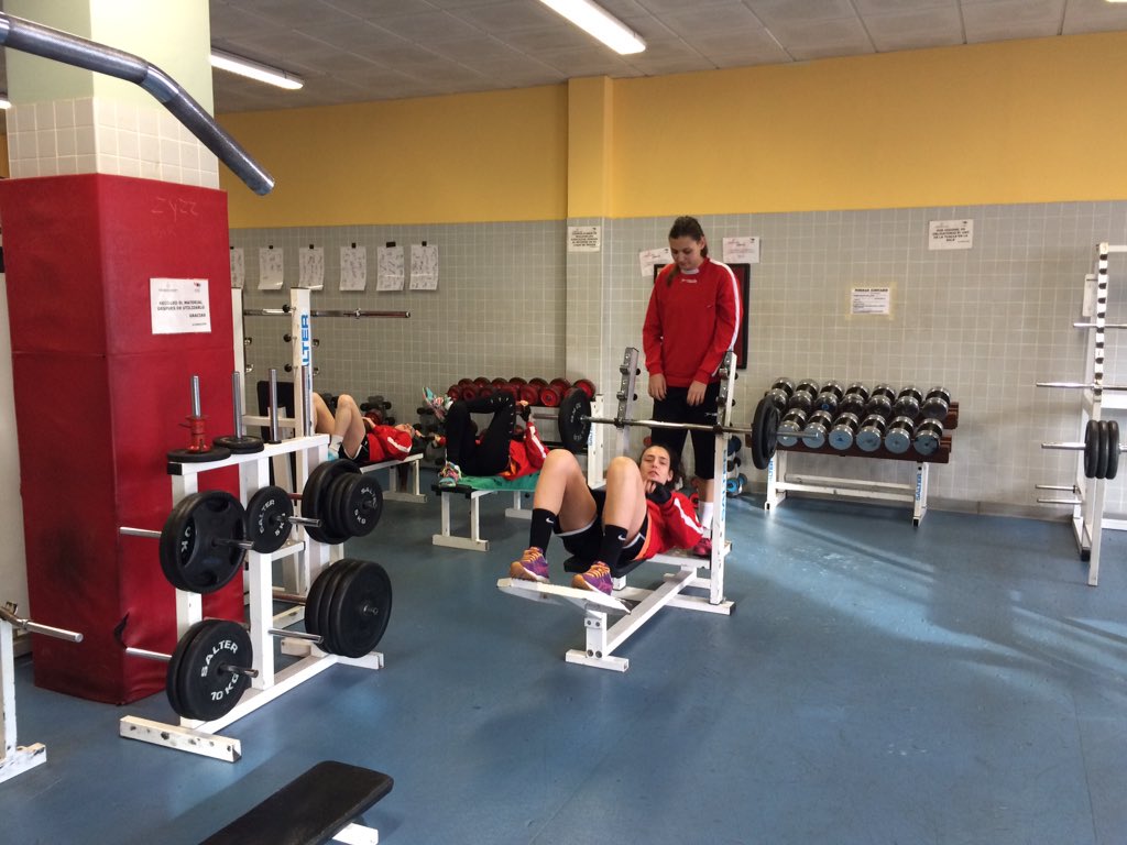 BMCanyamelar's tweet photo. Y hoy seguimos con sesión matutina de gym y carrera! Seguimos trabajando para mejorar! https://t.co/vsZVIRQYD5