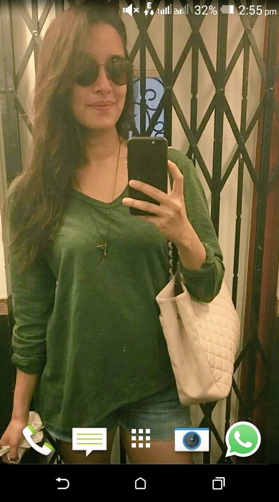 My Mobile Wallpaper..... Is U...... <a href="/ShraddhaKapoor/">Shraddha</a> Love U.... 😘😘😘