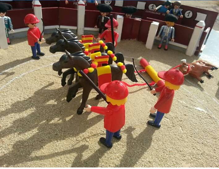 AficionTaurinos's tweet photo. Espectacular trabajo que hace @playtorero con sus "Playtoreros customizamos". Enhorabuena y a seguir con la afición! https://t.co/8q4IogqSYz