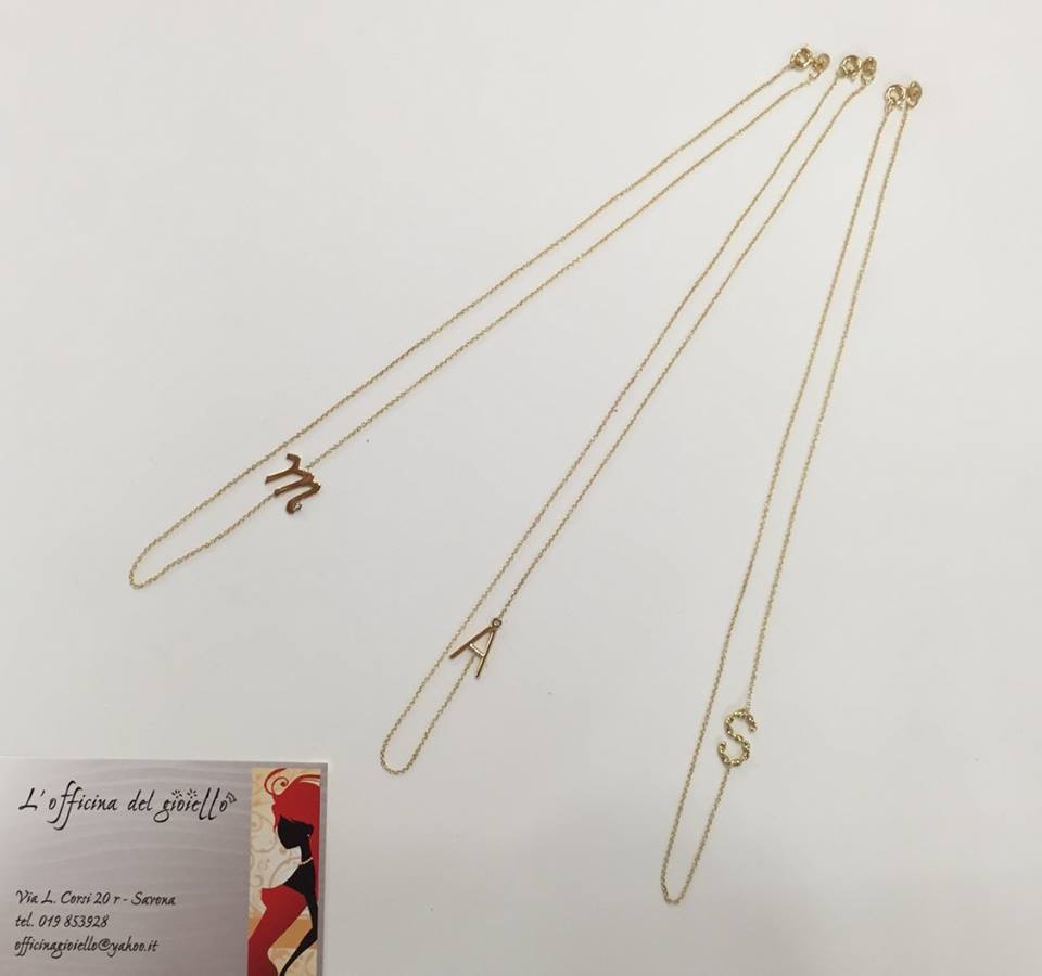 OfficinagioieSv's tweet photo. La #collana con la #tua #iniziale. #Semplice, #elegante, #unica @eSsediSposa @Sposine #officinadelgioiello https://t.co/r4knZzxXuV