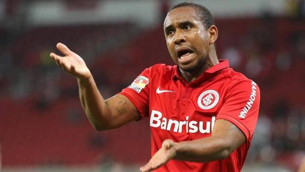 ESPNBrasil's tweet photo. Chineses sinalizam com R$ 40 milhões e R$ 2 milhões mensais para tirar Anderson do Inter. https://t.co/sMpqqTlBOD https://t.co/JuGE0NA1er