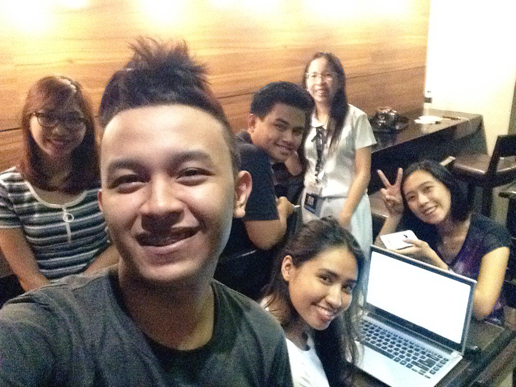 Poopoooyy's tweet image. Laban Matina Aplaya Group👌 #DevComm👍