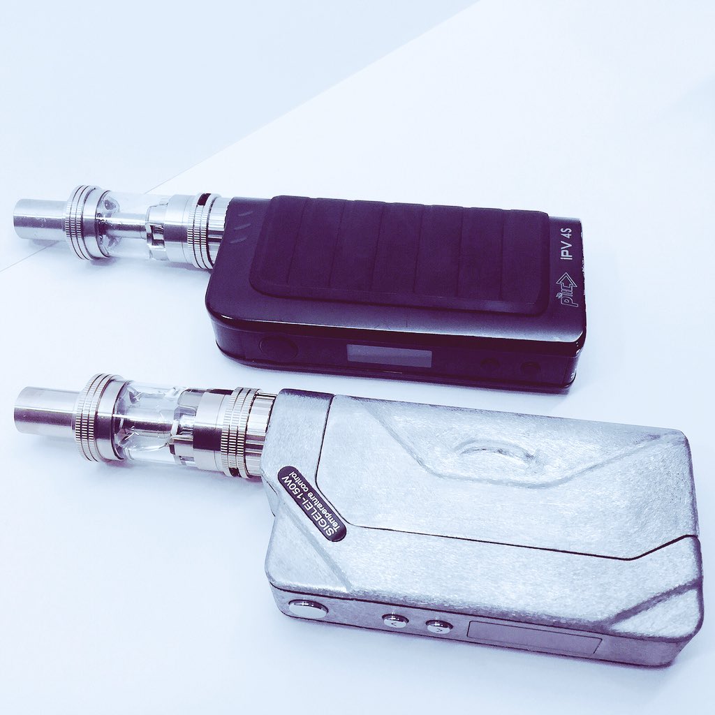 thehouseofcloud's tweet photo. Morning Vapers! Who's vaping hard today? We sure are! #vapelyf #stockedup #heavymods #IPV4S #Sigelei150W #uwellcrown https://t.co/rZUBsrtolp