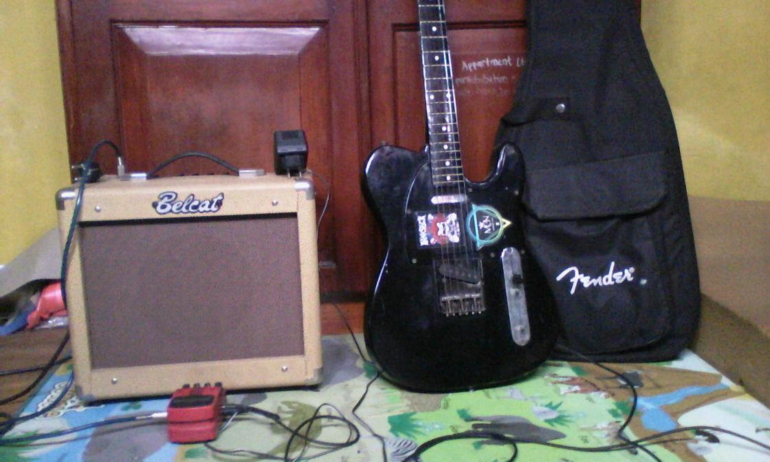 Fs gitar,sound + efek ultra metal, cp 089627377003 bbm 594349BC urgent