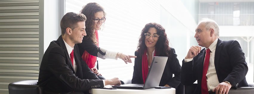 Redmeridian_'s tweet photo. Somos profesionales con amplia experiencia en la #comunicación y el #marketing https://t.co/dNIMEj43PF https://t.co/iTwGCe2BKt