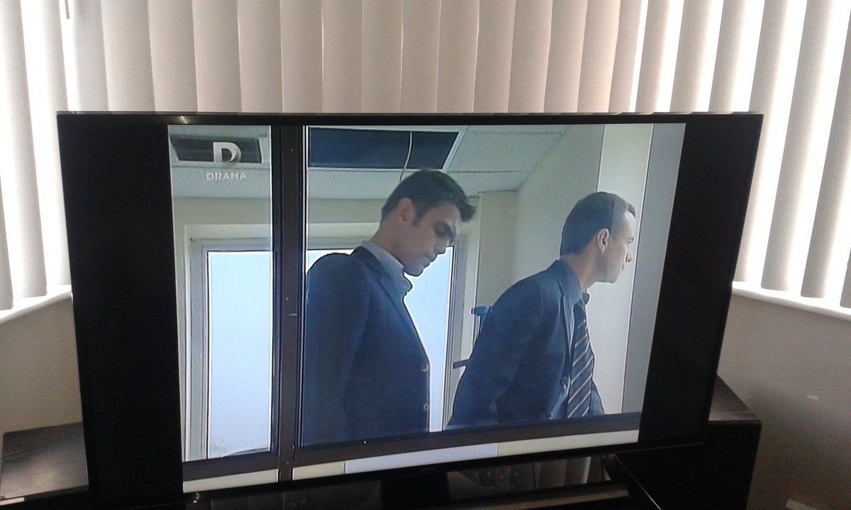 liverbirdjen's tweet photo. Watching re runs of the bill βΊ @RealScottMaslen π #dcihunter https://t.co/GJBDOew6AM