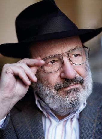 RustemKitabevi's tweet photo. 5 Ocak , Umberto Eco 84 yaşında. Doğum günü kutlu olsun , iyi ki doğmuş
#UmbertoEco https://t.co/k9oGrtr5Ax