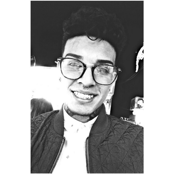 Gustavito9To's tweet photo. Maneja La Humildad Que Usted Tambien Fue Criado Con Aguapanela!! 😉😉😎😎 https://t.co/QkcdRpasJ2