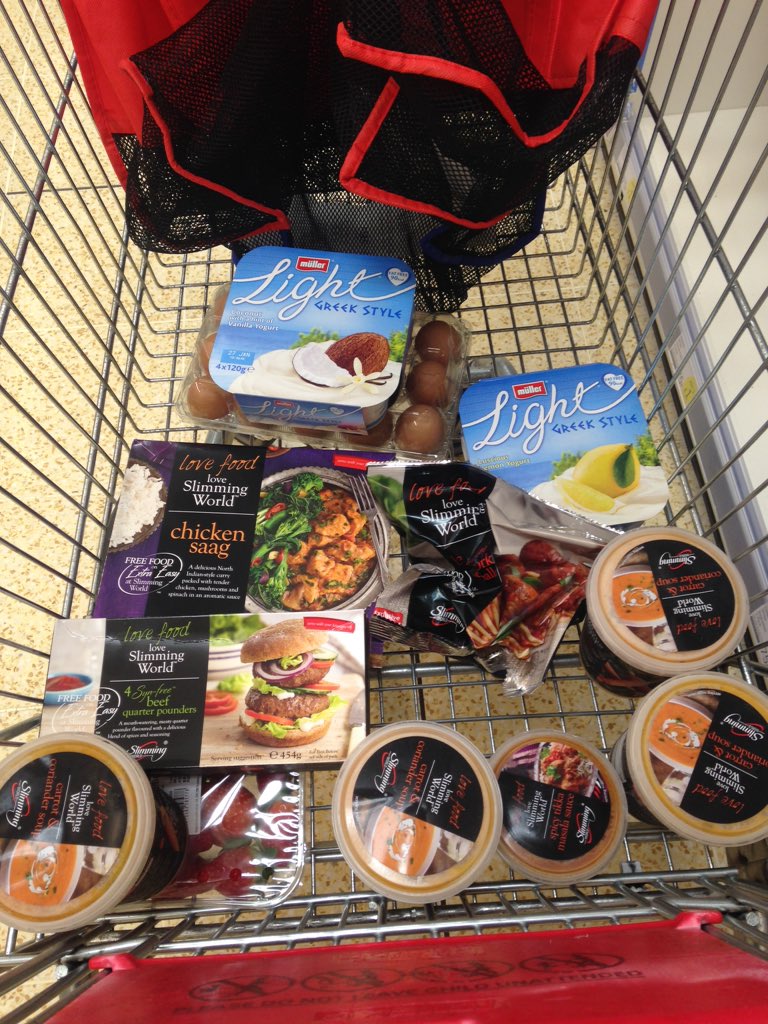 lynn_sheridan's tweet image. Loving the @IcelandFoods offer of 3 @SlimmingWorld meals/meats &amp;amp; get 8 yogurts free!! Stocking up! #foodoptimising