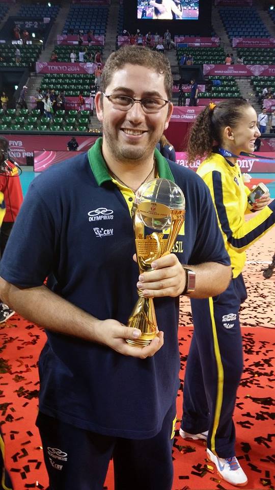 phnoficial's tweet photo. 1º pgm PHN ao vivo do ano de 2016. Iremos receber Alexandre, fisioterapeuta da seleção brasileira feminina de volei https://t.co/RhMMpenpov