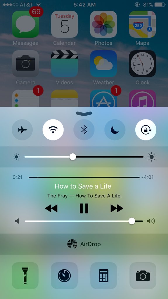 christinanakhla's tweet photo. Can we just take a moment...I'm going to Seattle, this is the wifi next to me, and this song just came on #GREYSAF https://t.co/ERneWfdbD0