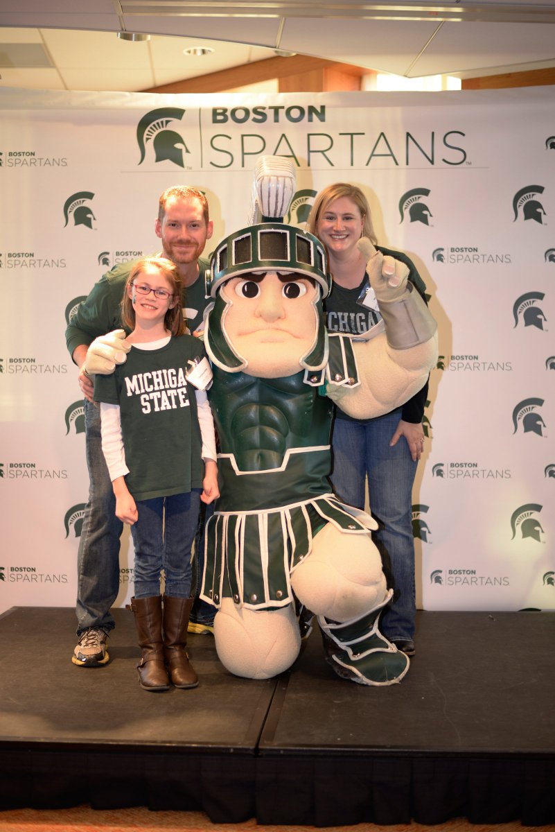 MSUMaineAlumni's tweet photo. #SpartyParty #Wintershowdown https://t.co/M3OBa1vbJy
