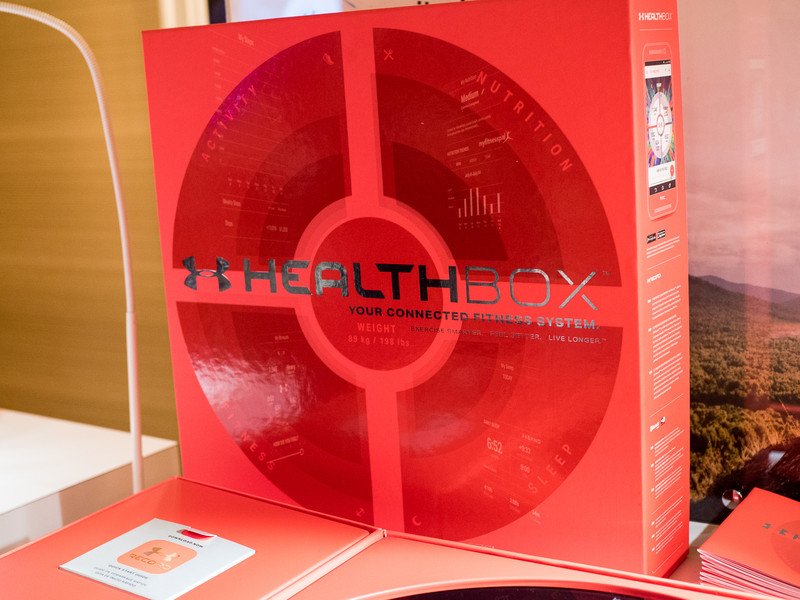 androidcentral's tweet image. HTC and Under Armour Band, Scale and Heart Rate hands-on and first impressions bit.ly/1myBYw0