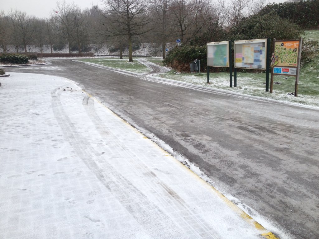 Vanwege aanhoudende #gladheid en verwachte #ijzel is het #Pagecentrum vandaag om 17.30 uur gesloten