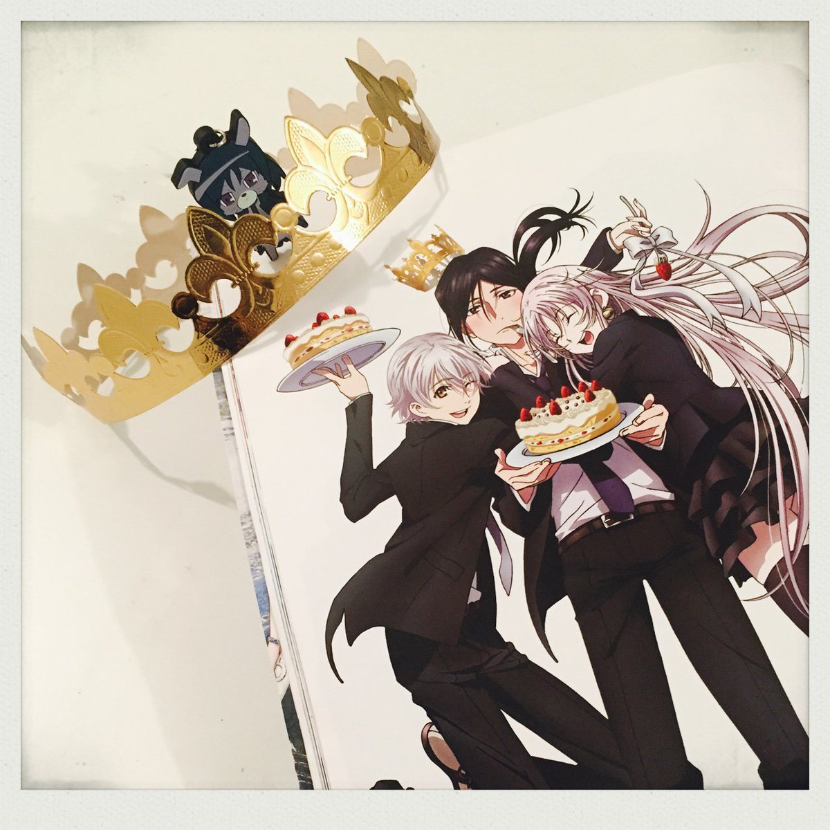 Spoon 2di編集部 A Twitter そして今日は k のクロのお誕生日ですね おめでとうございます 白米党 そんなクロ も表紙に登場している K Return Of Kings が表紙巻頭特集のspoon 2di Vol 9が発売中ですので よろしくお願いします T Co vya9rdxq Spoon 2di編集部 A Twitter そして今日は k のクロのお誕生日ですね おめでとうございます 白米党 そんなクロ も表紙に登場している K Return Of Kings が表紙巻頭特集のspoon 2di Vol 9が発売中ですので よろしくお願いします T Co vya9rdxq